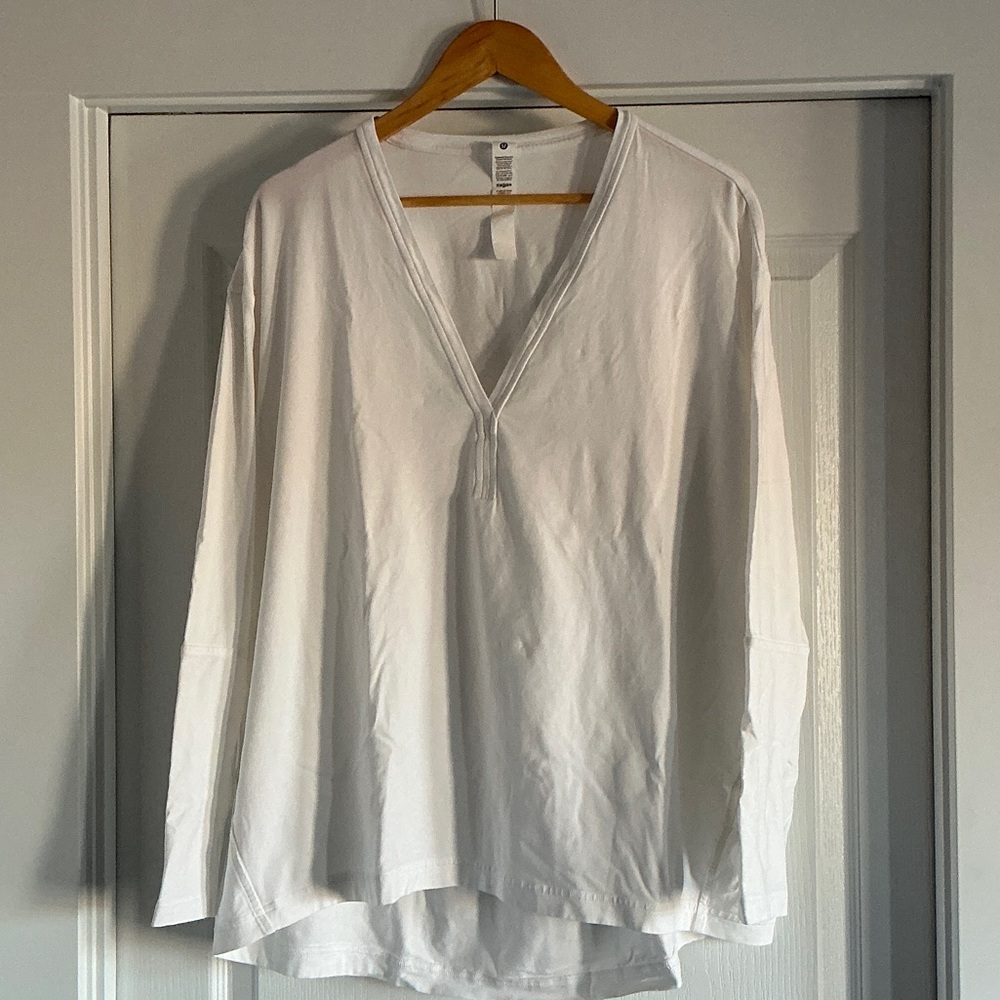 Lululemon Back in Action V Neck Long Sleeve